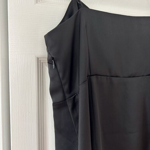 NWOT Urban Outfitters Black Button-Front Satin Slip Dress Women’s Size Small - Picture 6 of 7